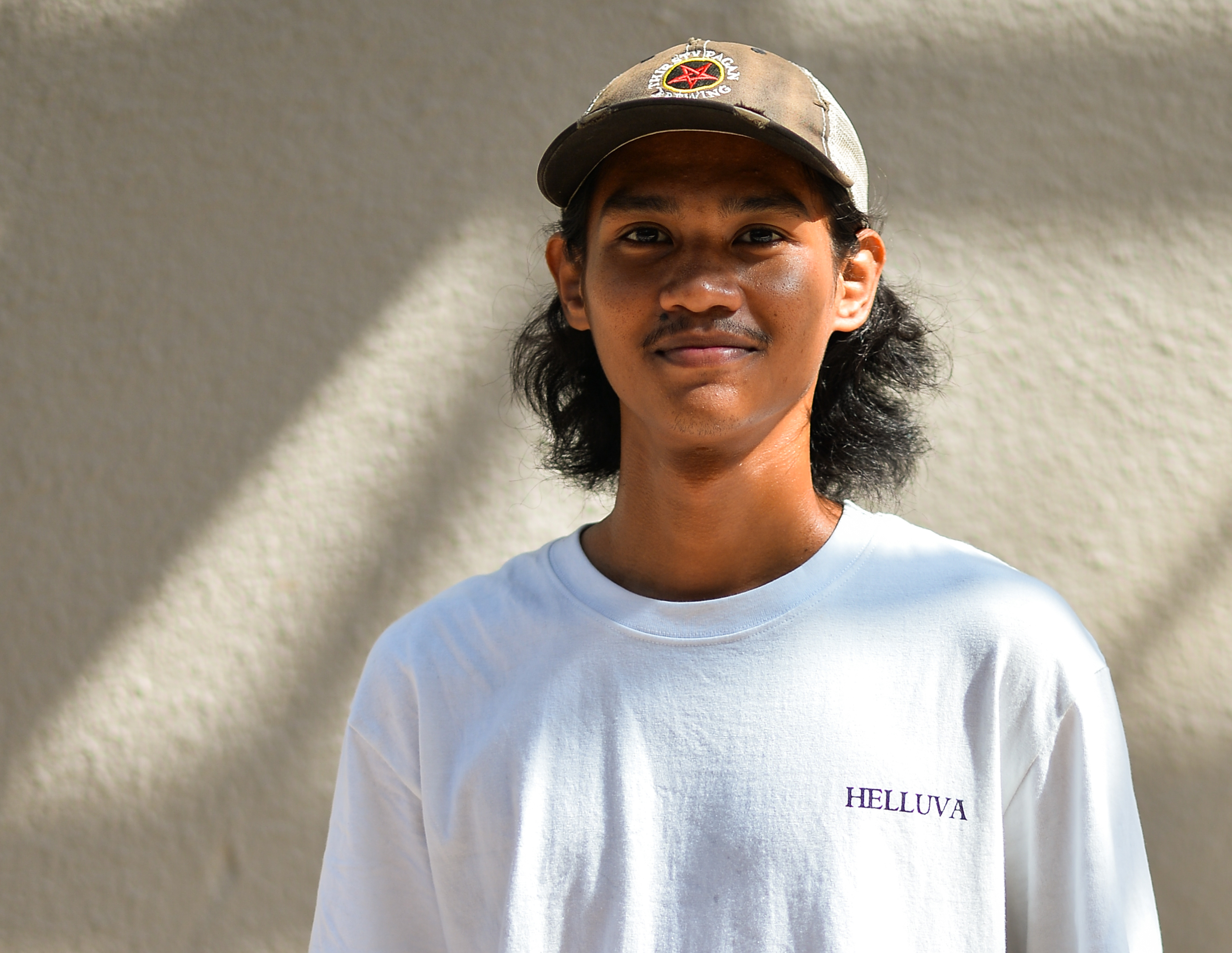 Skate photographer in action